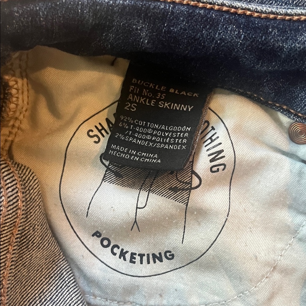 Buckle Dark Wash Distressed Skinny Jeans - Picture 6 of 7